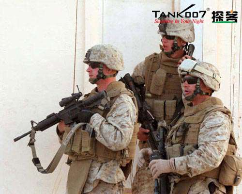 無處不在的中國(guó)制造——?jiǎng)e懷疑，美軍戰(zhàn)術(shù)手電也是中國(guó)制造的！！